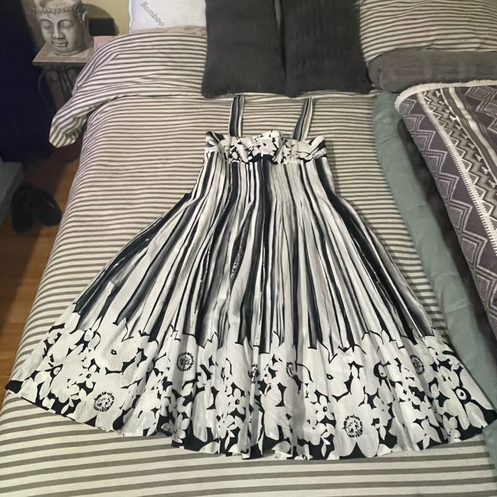 Floral black and white sundress.